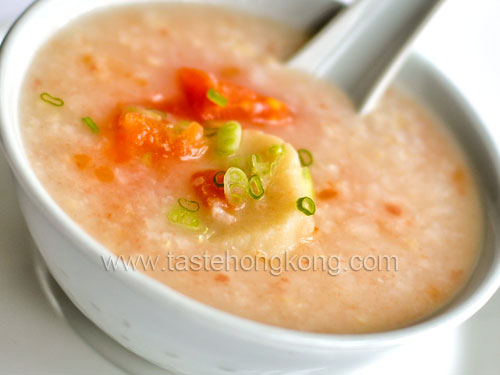 Congee or Porridge with Tomato and Scallops