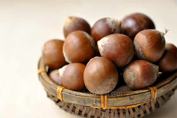 How to Skin Chestnuts, a Fast and Simple Way