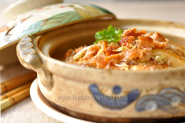 Clay Pot Tofu with Salted Salmon and Bean Sprouts