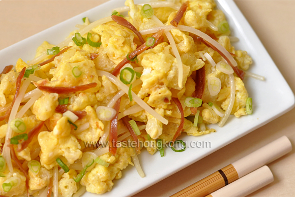 Stir-Fired Fish Maw with Bean Sprouts and Eggs