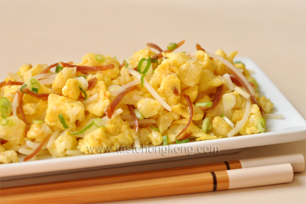 Stir-Fired Fish Maw with Eggs and Bean Sprouts