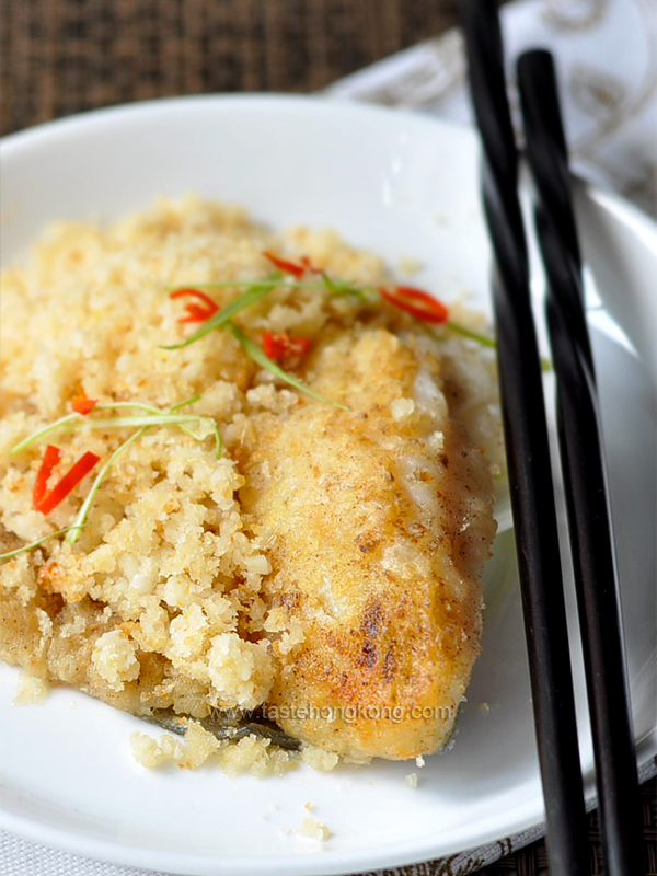 Fish Fillet with Soybean Crumbs 豆酥魚