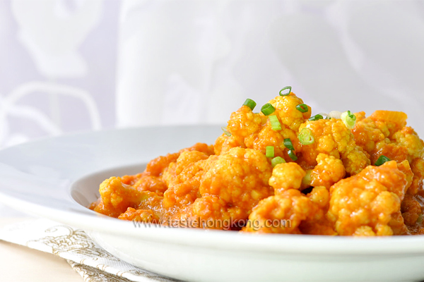 Cauliflower with Spicy Lentil Sauce