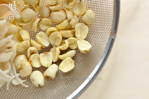 Dried Lotus Seeds and Dried Lily Bulb