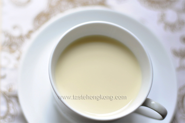 Homemade Soy Milk – Tricky yet Easy