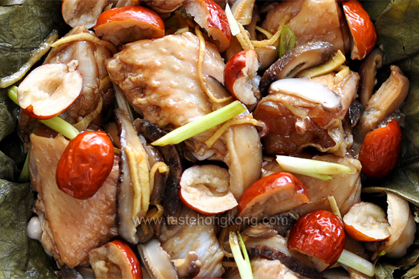 Steamed Chicken in Lotus Leaf