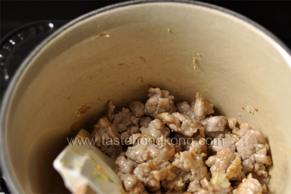 Stewing Ground Pork in Saucepan