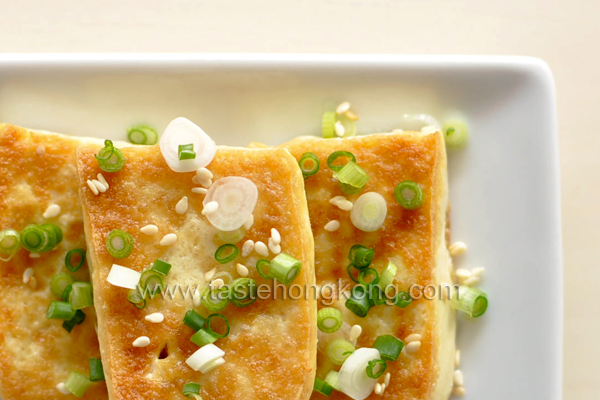 How to Pan-Fry Tofu with Crust is Easy