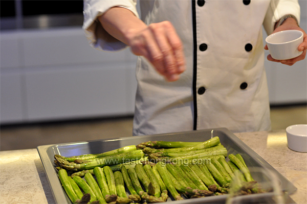 Steamed Asparagus with Miele Steam Oven