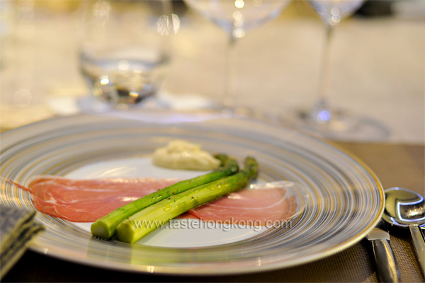 Steamed Asparagus, served with Parma Ham and Hollandaise Sauce