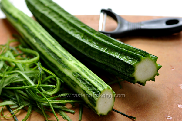 How to Peel Loofah Gourd