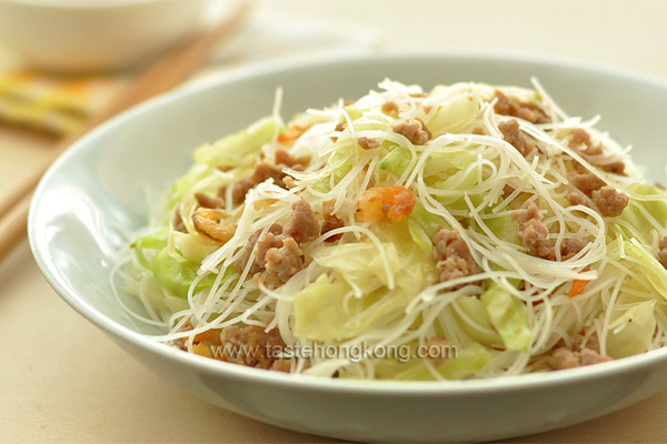 Stir-Fried Rice Noodles with Ground Pork, Taiwanese Style