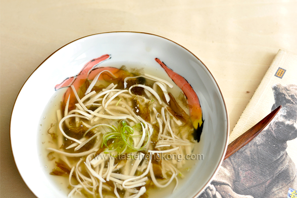 Tofu Noodle Potage, a Chinese Vegetarian Soup