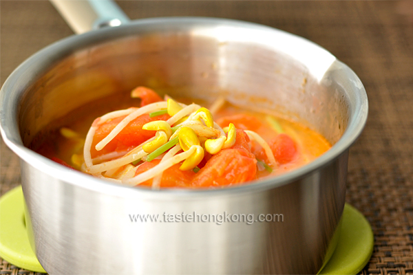 Soy Bean Sprout Soup with Tomatoes and Leftover Whey