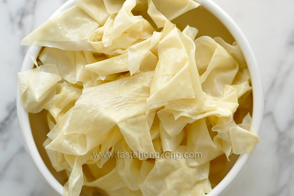 Yuba Wraps (Beancurd Sheet Rolls or Tofu Skin Rolls)