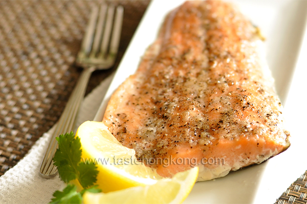 Salmon Fillet with Maple Syrup and Garlic Paste