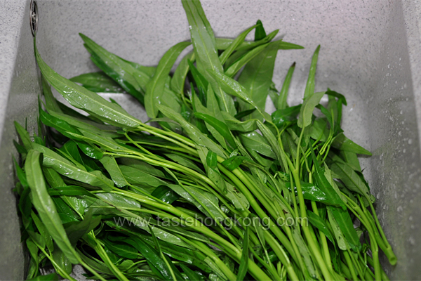 Anchovies and How to Wok Fry Water Spinach, Chinese Style