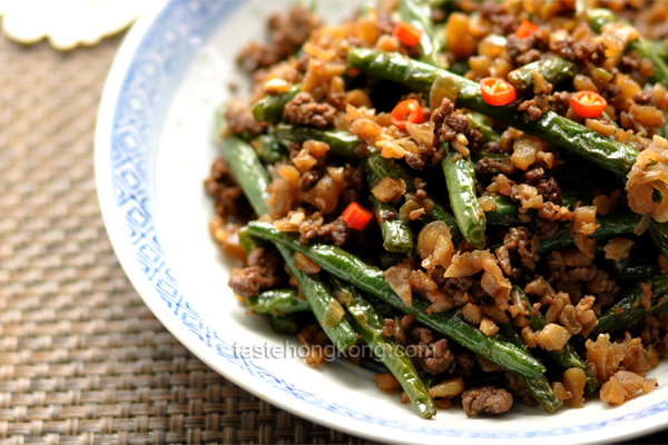 Chinese Dry Fried French Beans or Haricots Verts 乾煸四季豆