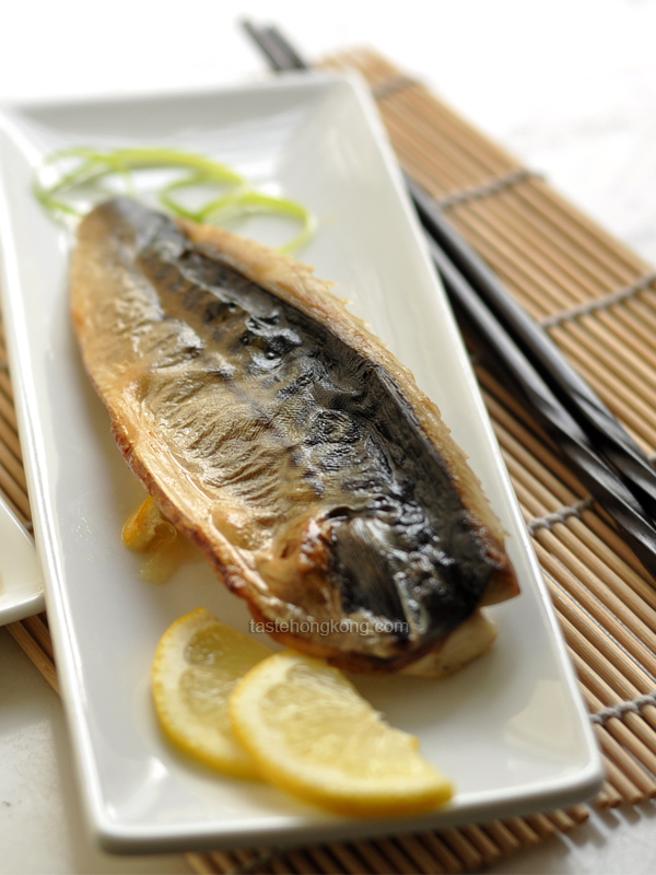 Salt Grilled Mackerel (Saba Shioyaki) and a Daikon Sauce, Japanese Style