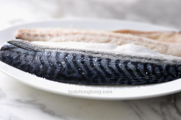 Grilled Mackerel (Saba Shioyaki) with a Daikon Dipping Sauce, Japanese Style