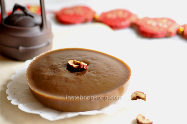 Sticky Rice Cake with Coconut Flavor, Steamed and Fried